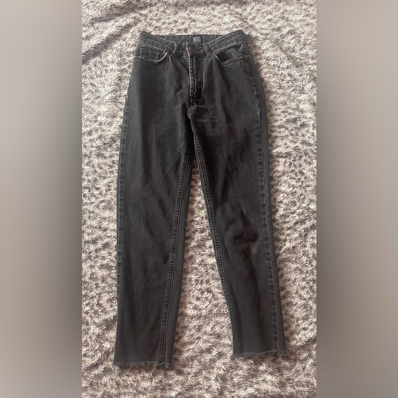 Black/Grey Wash BDG High-Rise Mom Jeans 24W - Picture 1 of 3